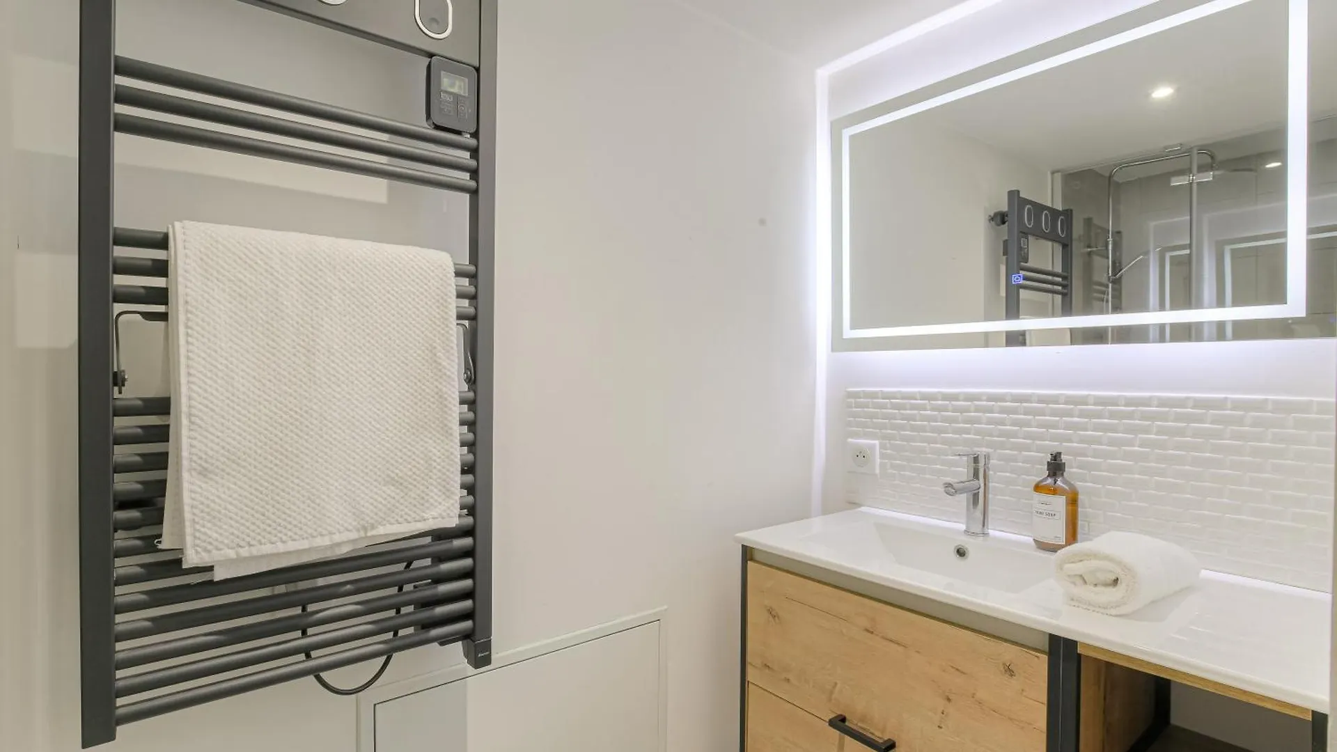 Appartement Le Simeon - T2 Plein Pied, Cosy, Au Coeur De La Zone Pietonne à Vienne